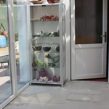 Konukevi Ostseepension Tonart 3*